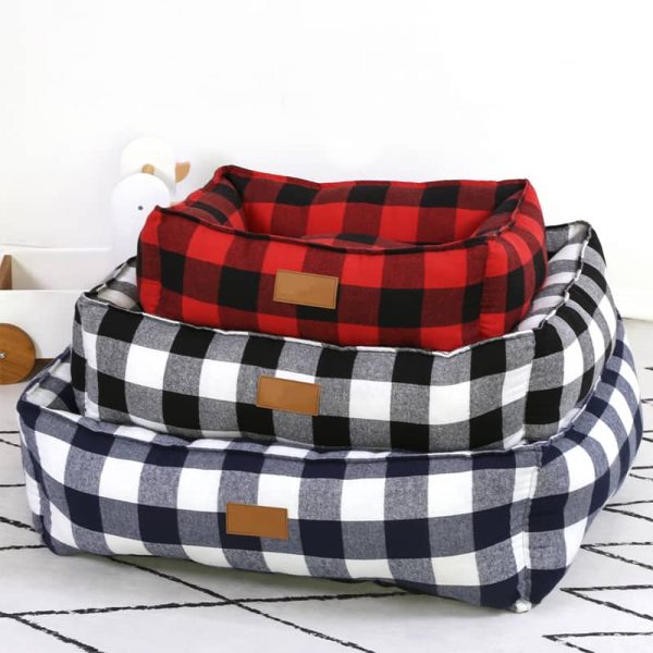 Plaid Pet Bed